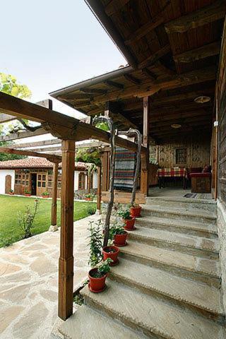 ז'רבנה The House With The Vine Guest House מראה חיצוני תמונה