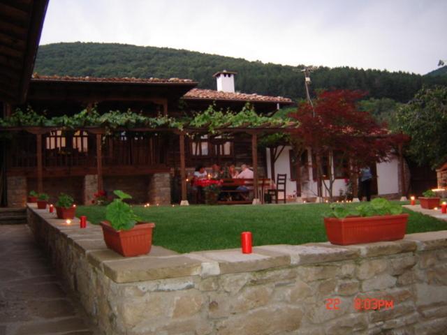 ז'רבנה The House With The Vine Guest House מראה חיצוני תמונה